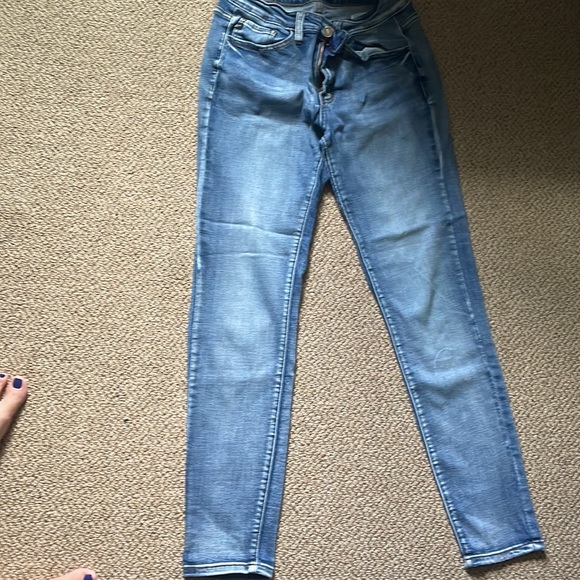Brand new KanCan jeans, smoke free home - Picture 2 of 3